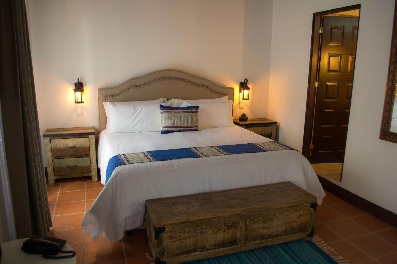 Casa De Adobe Gallery & Luxury Boutique Oaxaca الغرفة الصورة